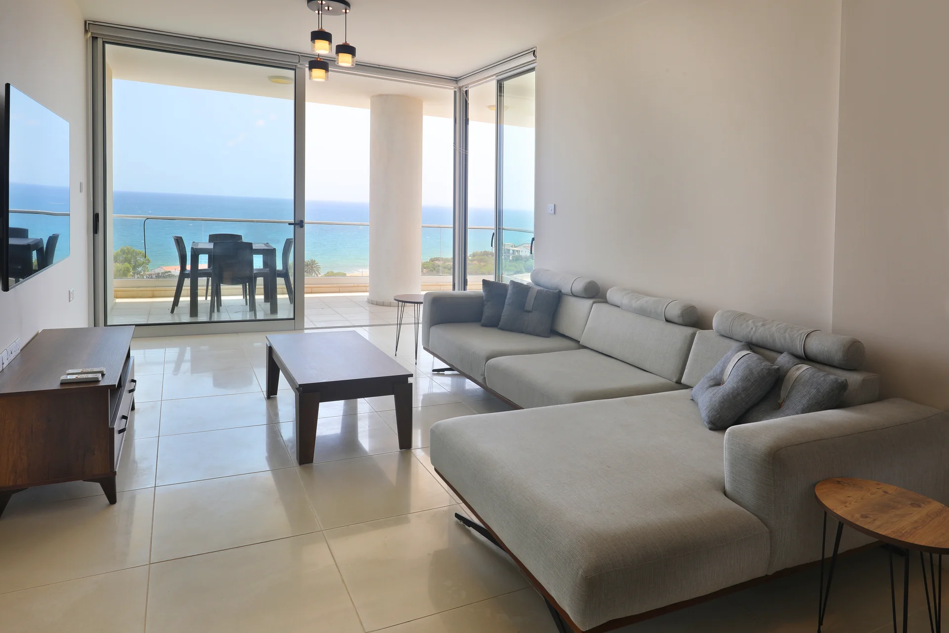 Living room with sea views at Abelia Residence
